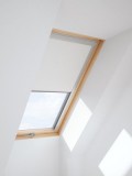 Střešní okna - Zatemňující vnitřní roleta DUA bílá